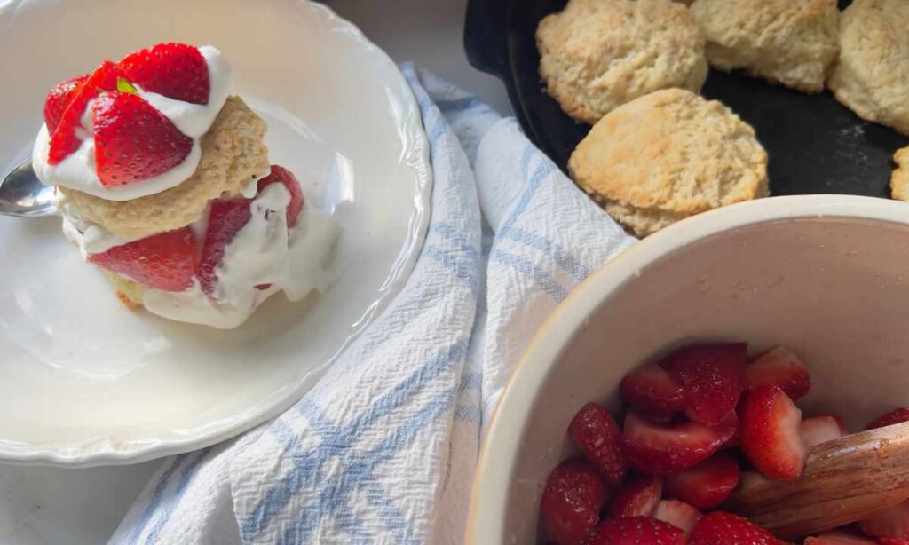 ingredients to assemble strawberry shortbread with one assembled